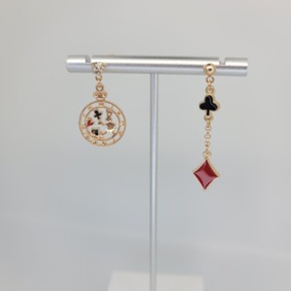 Alice In Wonderland Gold Tone Enamel Pierced Post Drop Dangle Earrings - Picture 1 of 5